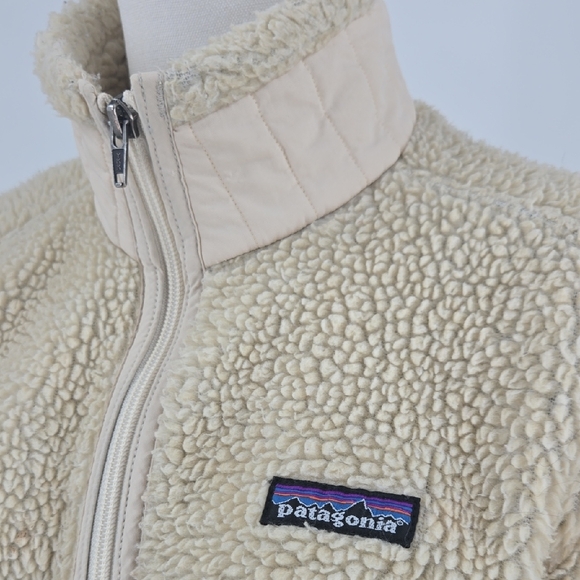 Patagonia Cream Teddy Jacket Full-Zip Stand-Up Collar - Picture 3 of 14